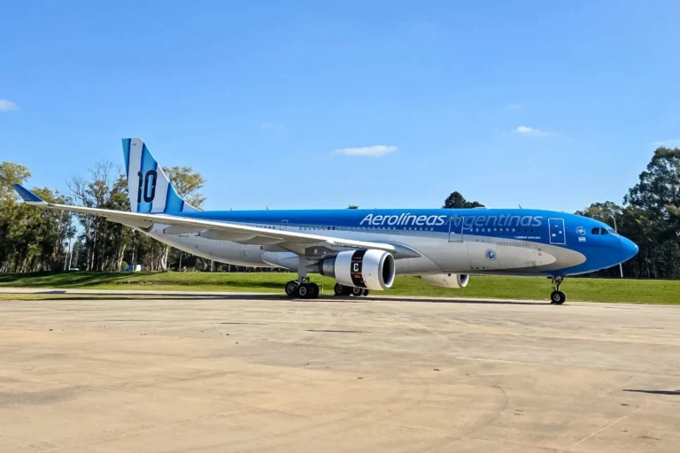aw-aerolineas__livery-special-a330-seleccion-argentina