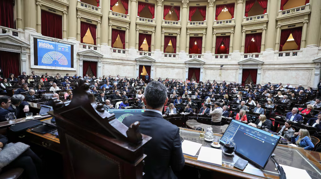jornada-de-tension-en-diputados-milei-sostuvo-el-veto-al-aumento-jubilatorio-pero-cedio-en-discapacidad-libra-y-atn-foto-prensa-camara-de-diputados-GFJELBBSJFEF7IYNOCFOUFBRGA