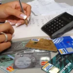 como-salir-del-ahogo-deudas-tarjeta-credito-argentina