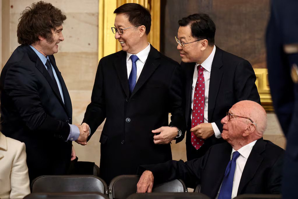 javier-milei-con-el-vicepresidente-de-china-han-zheng-en-el-capitolio-de-los-estados-unidos-foto-chip-somodevillapool-via-reuters-FBOW2TYX4LHR5NVQPA6HNA4QBI