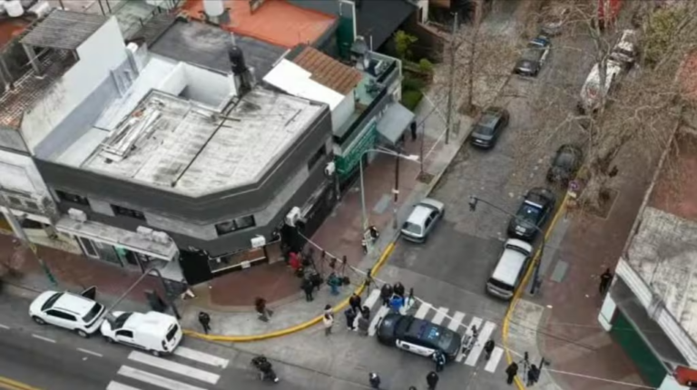 la-victima-tenia-40-anos-y-era-madre-de-un-joven-de-21-y-una-nena-de-8-foto-tn-SKPBPZFOONAWTHHU2PPNM