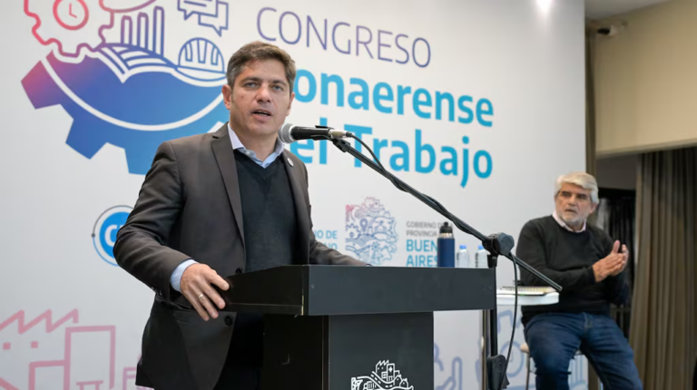 axel-kicillof-critico-a-la-corte-suprema-y-a-javier-milei-por-la-resolucion-que-declaro-inconstitucional-la-derogacion-de-la-ley-de-tierras-foto-prensa-axel-kicillof-ODX5QQGFTBEYBHIEDGNNORU46I (1)